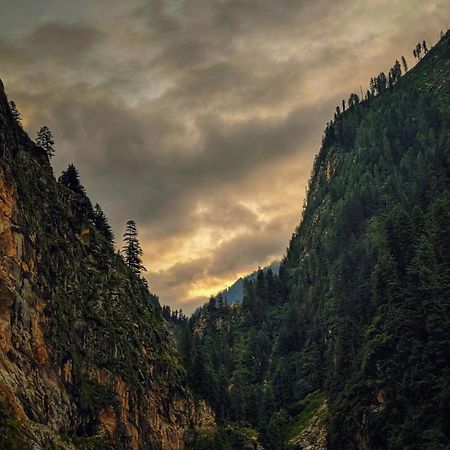 Hotel Dream Valley Kasol #Near Mall Road #River View #Parking #Gaming Zone #Open Terrace #Restaurant ภายนอก รูปภาพ