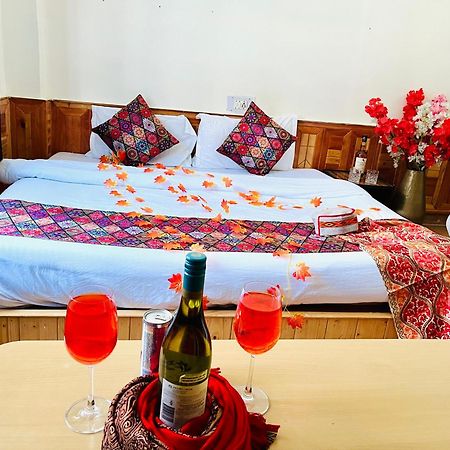 Hotel Dream Valley Kasol #Near Mall Road #River View #Parking #Gaming Zone #Open Terrace #Restaurant ภายนอก รูปภาพ