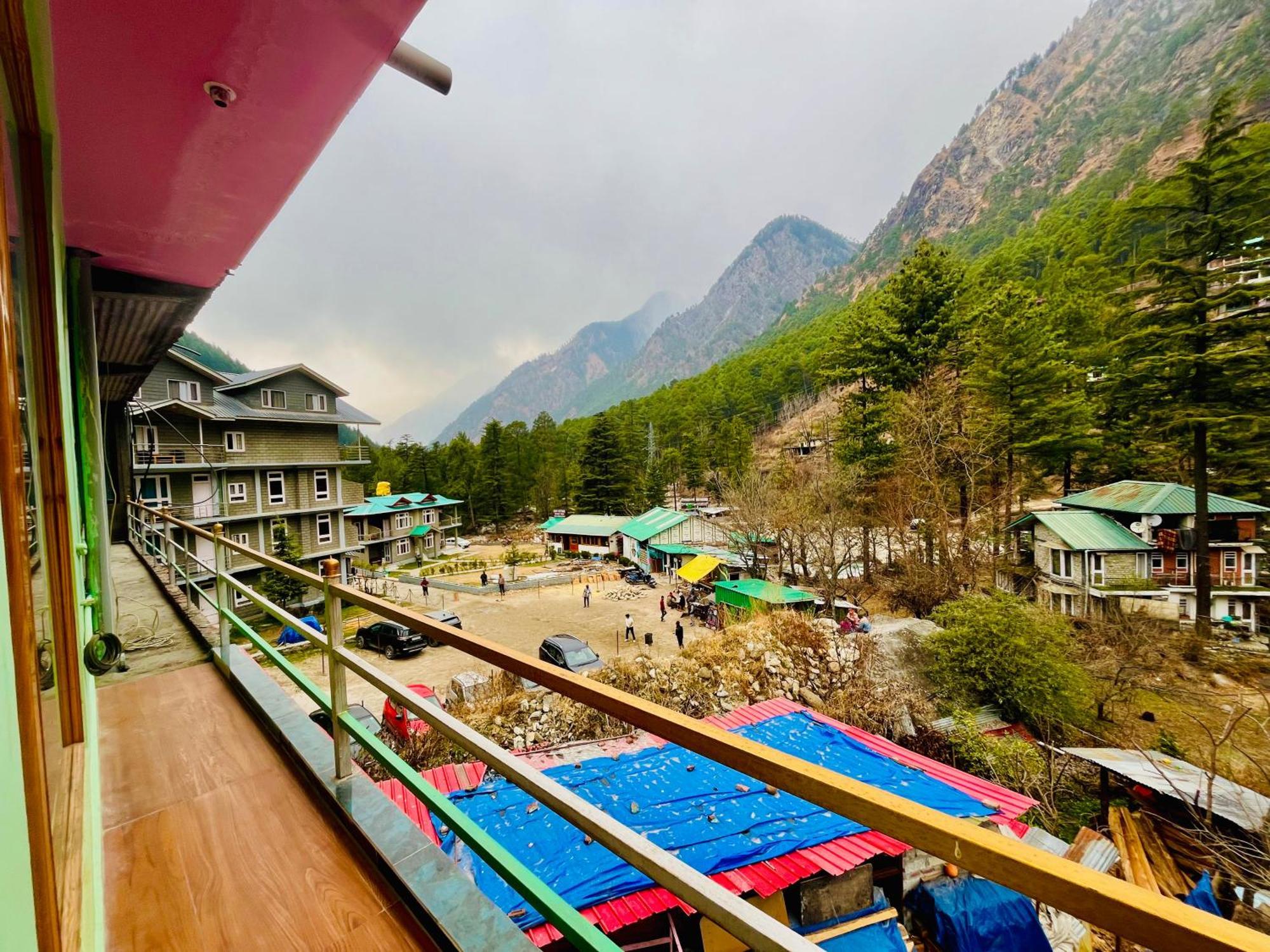 Hotel Dream Valley Kasol #Near Mall Road #River View #Parking #Gaming Zone #Open Terrace #Restaurant ภายนอก รูปภาพ