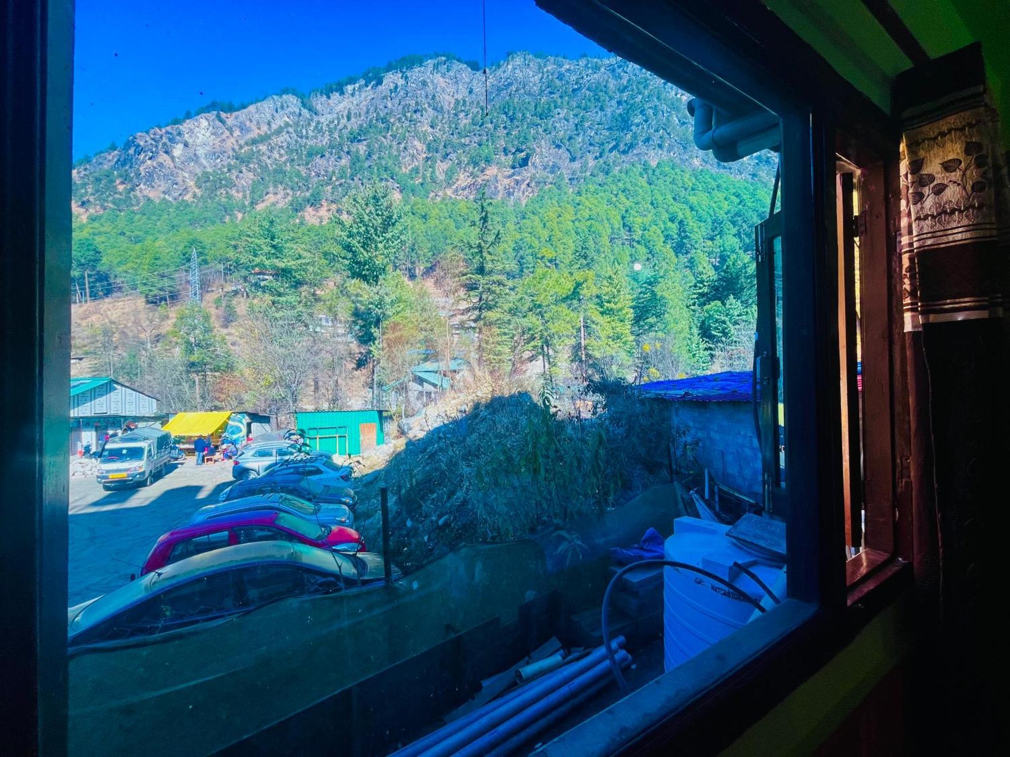 Hotel Dream Valley Kasol #Near Mall Road #River View #Parking #Gaming Zone #Open Terrace #Restaurant ภายนอก รูปภาพ
