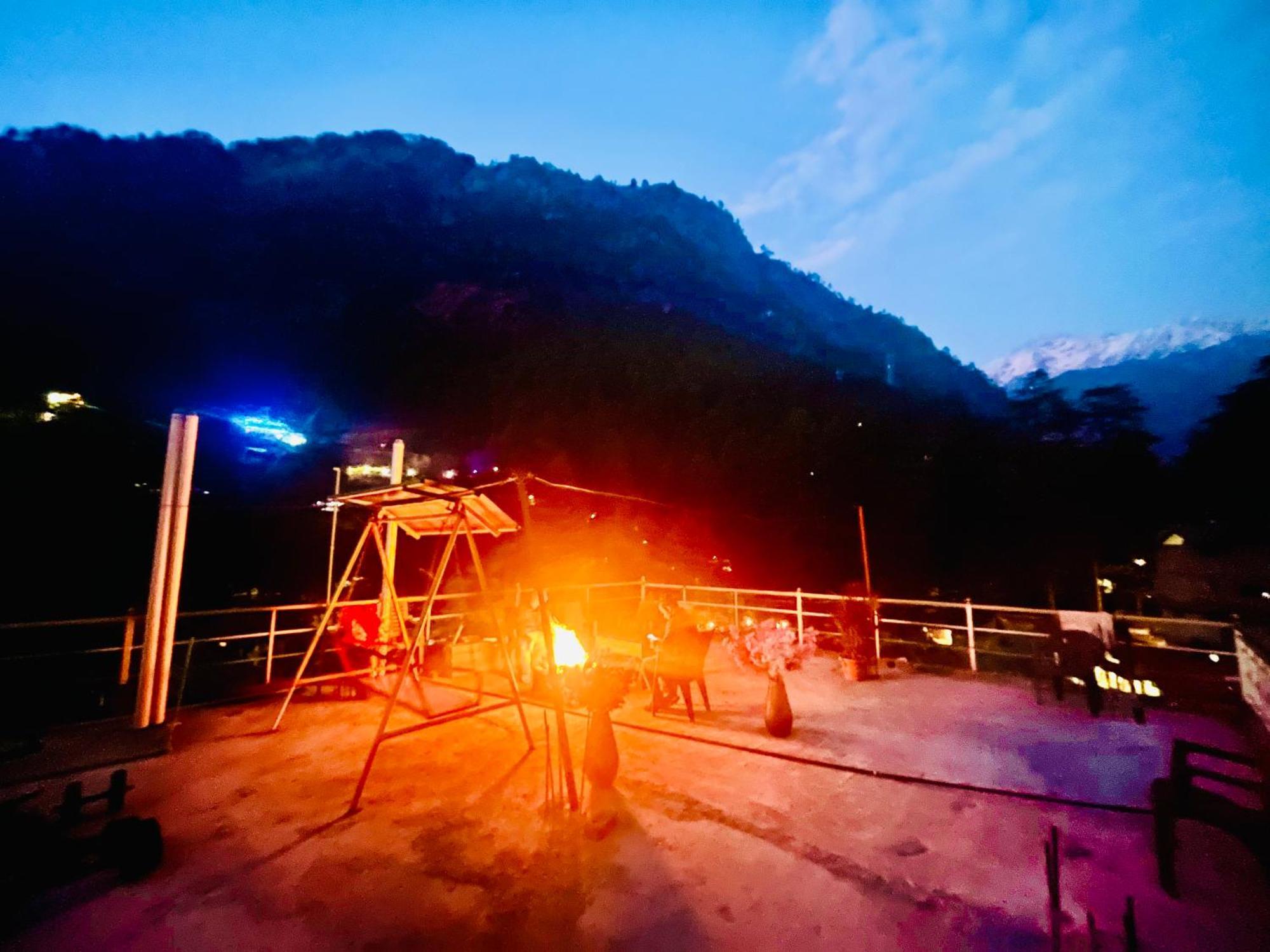 Hotel Dream Valley Kasol #Near Mall Road #River View #Parking #Gaming Zone #Open Terrace #Restaurant ภายนอก รูปภาพ