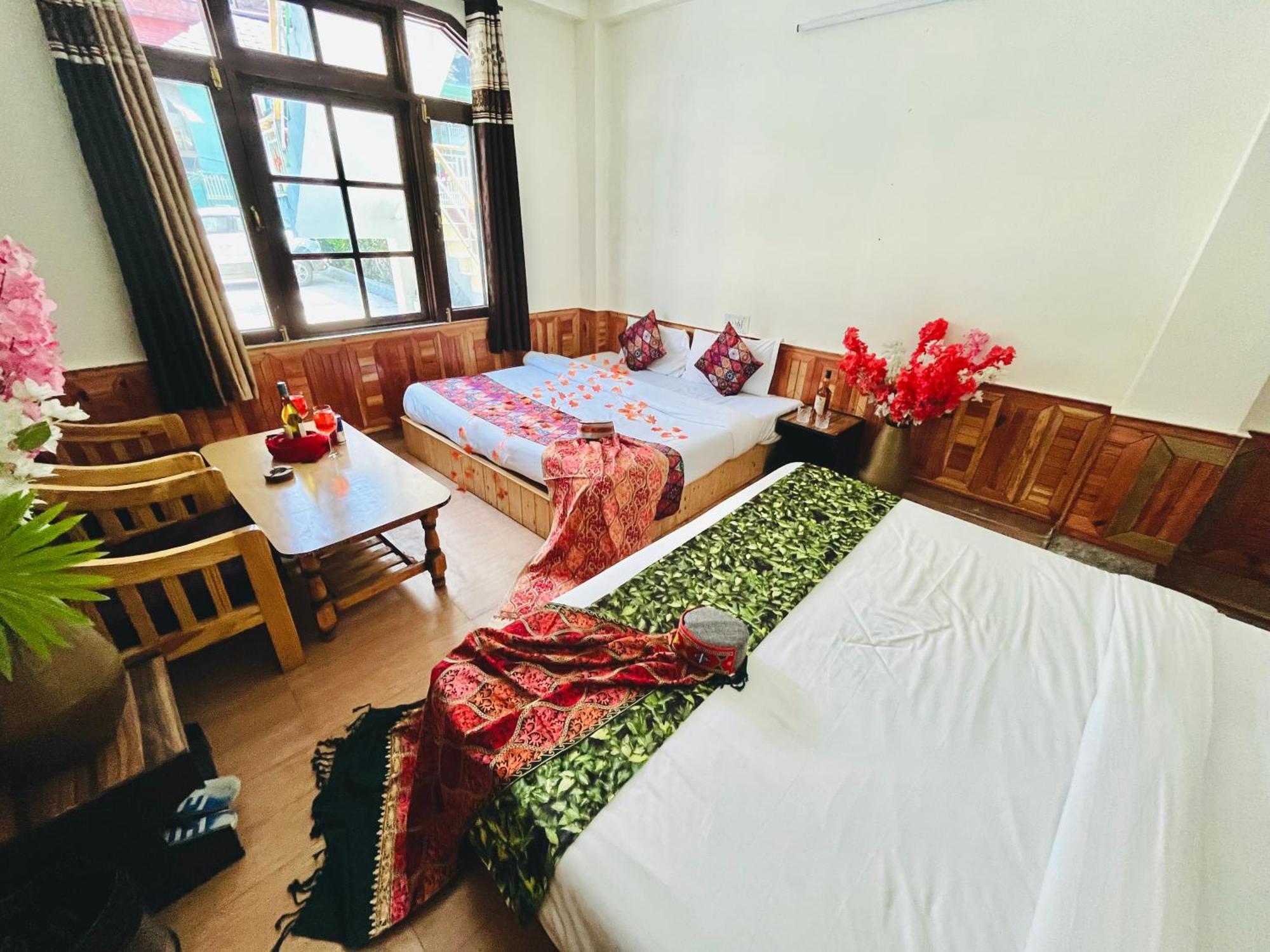 Hotel Dream Valley Kasol #Near Mall Road #River View #Parking #Gaming Zone #Open Terrace #Restaurant ภายนอก รูปภาพ