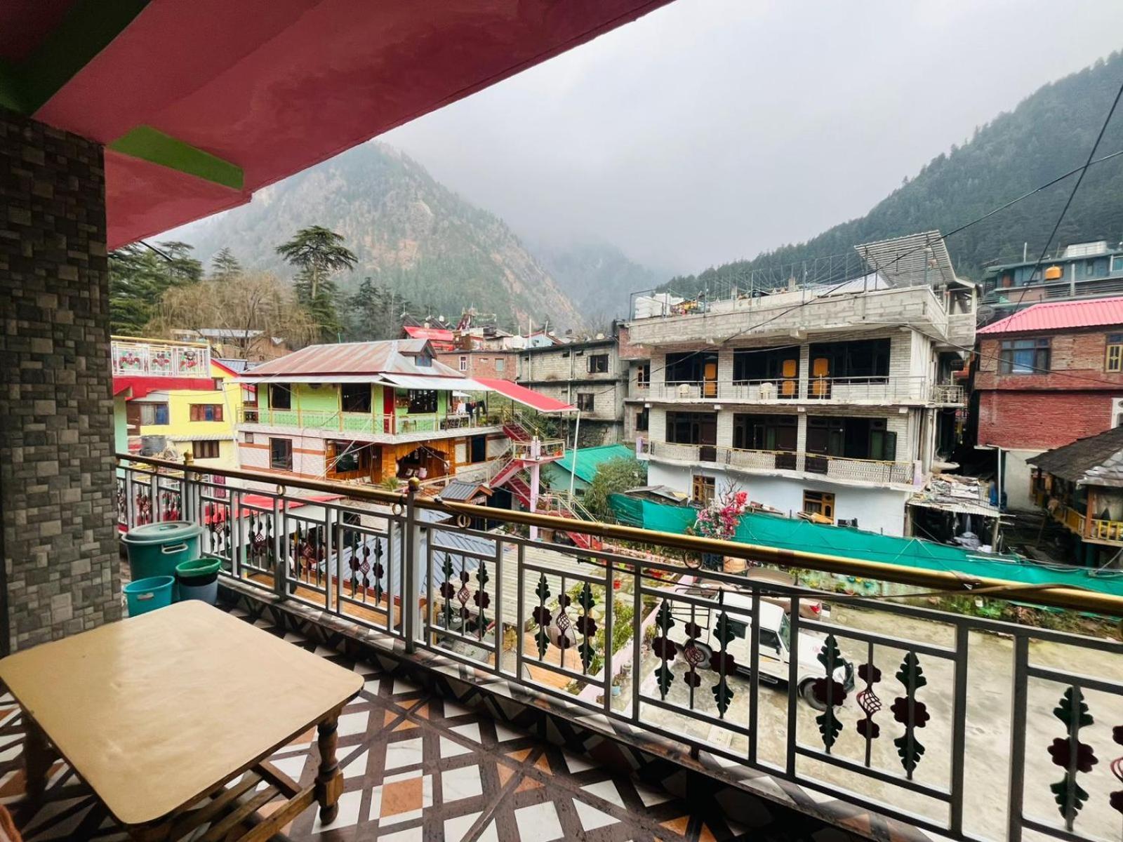 Hotel Dream Valley Kasol #Near Mall Road #River View #Parking #Gaming Zone #Open Terrace #Restaurant ภายนอก รูปภาพ